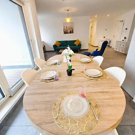 Comfort 3br With Terrace & Parking *