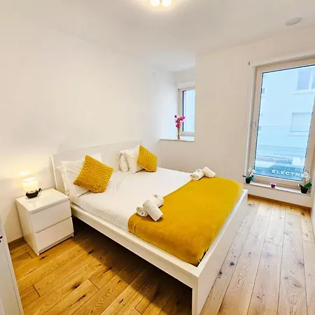 Comfort 3br With Terrace & Parking * Luxembourg